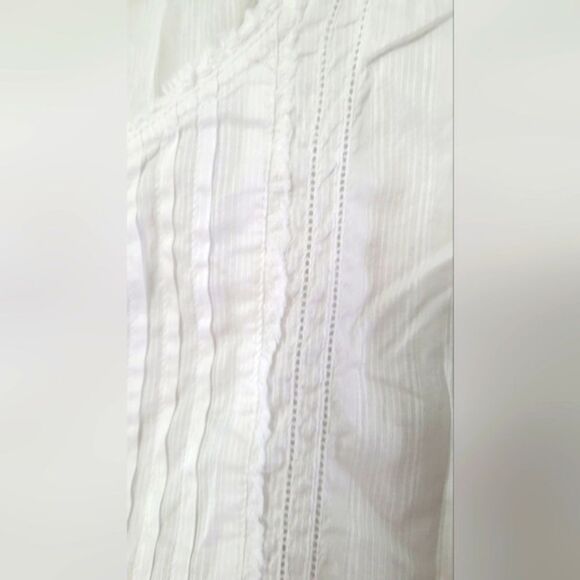 FINAL SALE🌷Ruehl White Button down top size Small - Picture 10 of 16